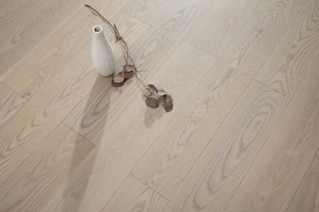 新品 | 安信歐梣實木鎖扣地板，好材天生優雅